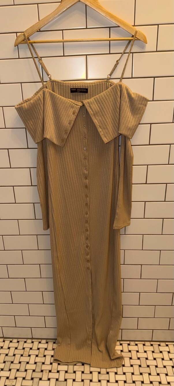 Finesse Ribbed Knit Off-Shoulder Button-Down Midi Dress
